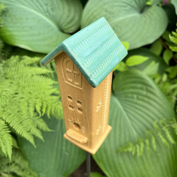 Sm Garden House Stake
