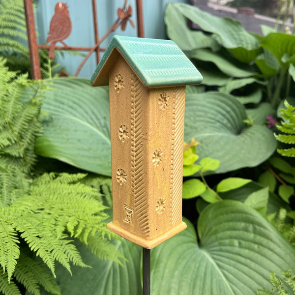Sm Garden House Stake