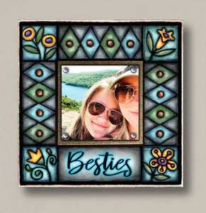 Besties Small Frame