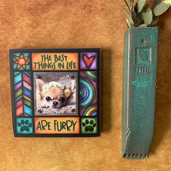 Mini pet picture frame with quote The best things in life are furry, colorful Michael Macone artwork hanging on wall, magnetic dog or cat photo display, Macone Clay